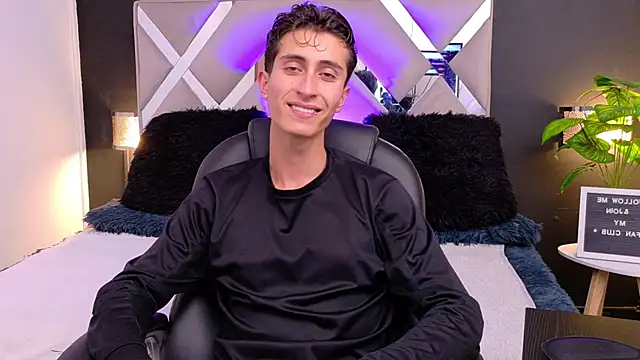 Ithan Skin online show from 8, 1, 2026