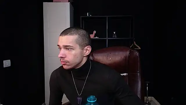 Snapshot of KaydenDrew chatting on 6, 2, 2026 KaydenDrew online show from 6, 2, 2026