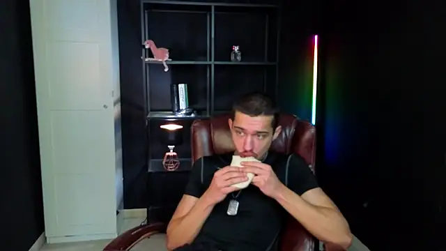 Snapshot of KaydenDrew chatting on 20, 2, 2026 KaydenDrew online show from 20, 2, 2026