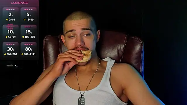 Snapshot of KaydenDrew chatting on 24, 2, 2026 KaydenDrew online show from 24, 2, 2026