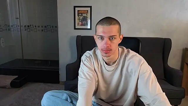 Snapshot of KaydenDrew chatting on 14, 4, 2026 KaydenDrew online show from 14, 4, 2026