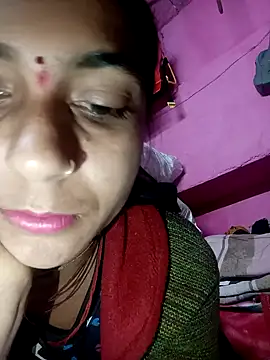 Snapshot of Bandna_sharma chatting on 17, 12, 2025 Bandna sharma online show from 17, 12, 2025