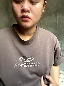 Snapshot of Thanhhuyen001 chatting on 17, 1, 2026 Thanhhuyen001 online show from 17, 1, 2026