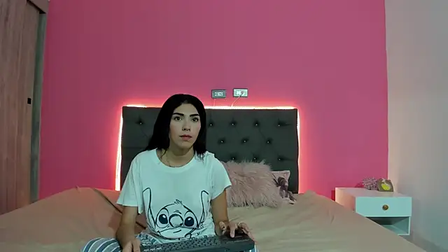 chloee gomeez online show from 9, 1, 2026