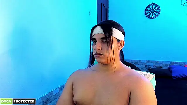 Snapshot of latinboyfit chatting on 13, 6, 2026 latinboyfit online show from 13, 6, 2026