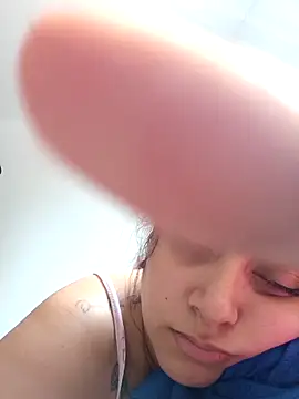 latin mommy  online show from 27, 3, 2026