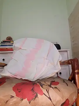 Snapshot of Erospentelhudo chatting on 1, 3, 2026 Erospentelhudo online show from 1, 3, 2026