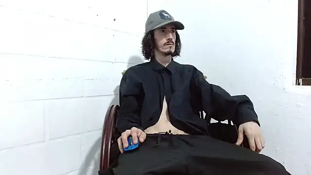 Snapshot of sk8-boy chatting on 18, 6, 2026 sk8-boy online show from 18, 6, 2026