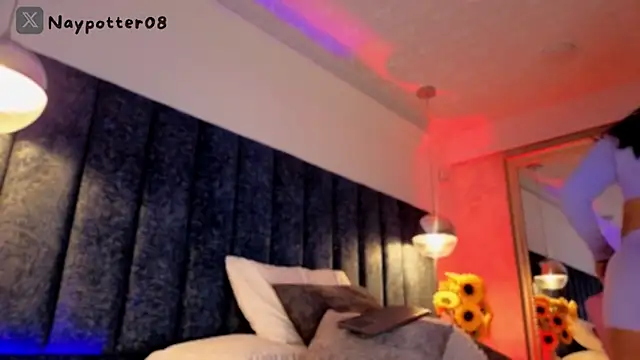 Snapshot of JuliCorrea_ chatting on 16, 6, 2026 JuliCorrea online show from 16, 6, 2026