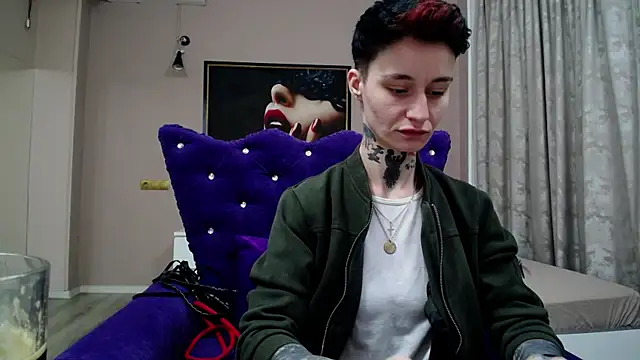 Snapshot of KennyXSX chatting on 5, 4, 2026 KennyXSX online show from 5, 4, 2026