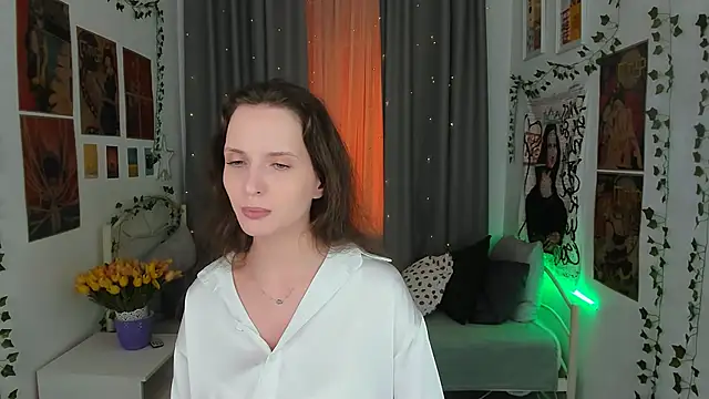 Snapshot of Ariadna_Shy chatting on 9, 2, 2025 Ariadna Shy online show from 9, 2, 2025