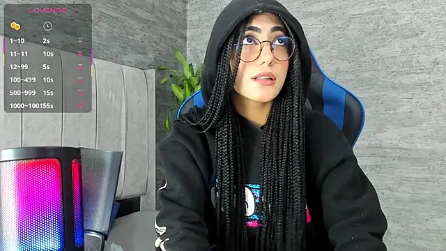 Odett Khast online show from 21, 12, 2025