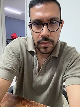 Snapshot of AdrianGarcia89 chatting on 7, 7, 2026 AdrianGarcia89 online show from 7, 7, 2026