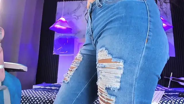 Snapshot of Carla_evans_ chatting on 22, 12, 2025 Carla evans online show from 22, 12, 2025