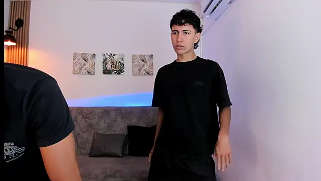 Sexiest BoysW online show from 15, 5, 2026