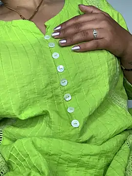 Snapshot of missmisha01 chatting on 11, 1, 2026 missmisha01 online show from 11, 1, 2026