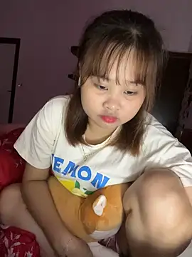 Snapshot of Mina6868 chatting on 17, 12, 2025 Mina6868 online show from 17, 12, 2025