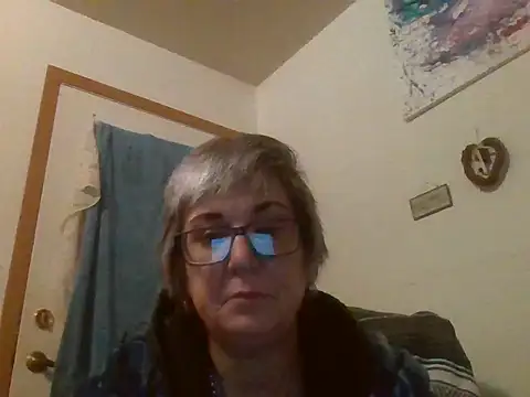 becky1111 online show from 13, 5, 2026