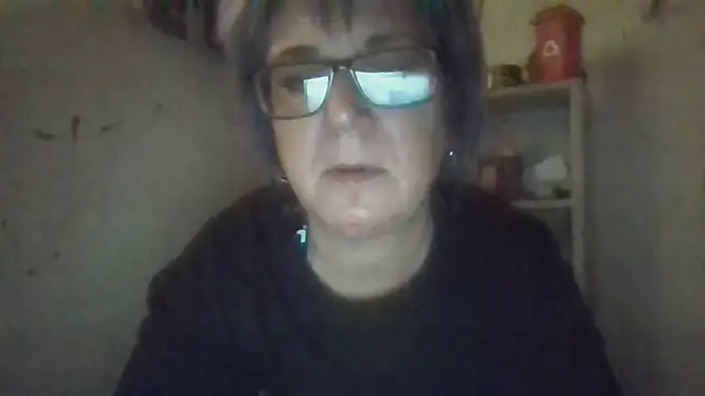 Snapshot of becky1111 chatting on 25, 6, 2026 becky1111 online show from 25, 6, 2026
