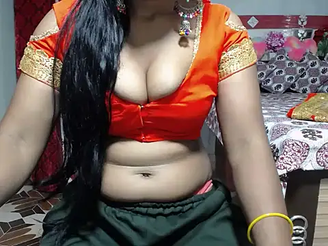 Snapshot of surbhi01 chatting on 16, 6, 2026 surbhi01 online show from 16, 6, 2026