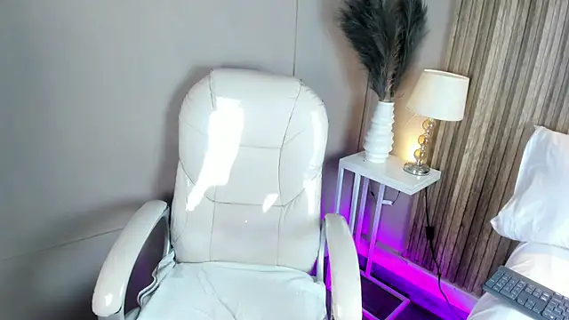 FiorelaSton online show from 1, 3, 2026