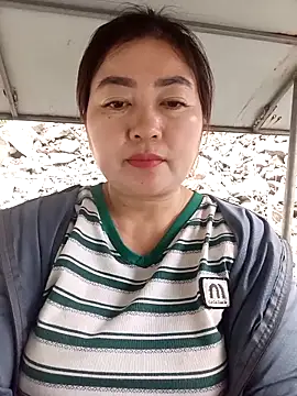 Snapshot of Jumi_livesexy chatting on 25, 2, 2026 Jumi livesexy online show from 25, 2, 2026