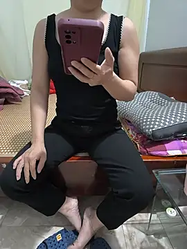 Snapshot of Sweet-Berryy chatting on 8, 7, 2026 Sweet-Berryy online show from 8, 7, 2026