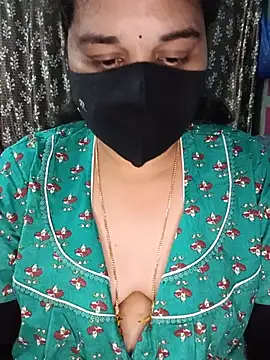 Snapshot of maduri__ chatting on 19, 7, 2026 maduri online show from 19, 7, 2026