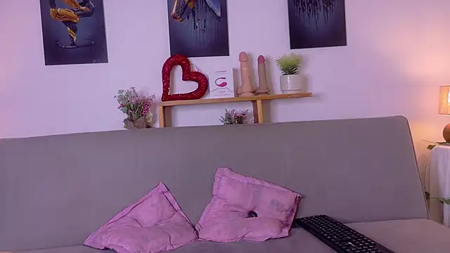 Snapshot of nairagold_ chatting on 30, 4, 2026 nairagold online show from 30, 4, 2026