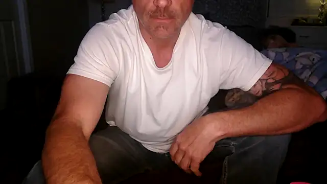Snapshot of MISTERANDDEMI chatting on 24, 5, 2026 MISTERANDDEMI online show from 24, 5, 2026