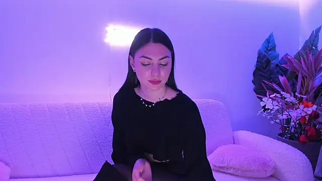 Snapshot of Baby_Ava_ chatting on 19, 12, 2025 Baby Ava online show from 19, 12, 2025