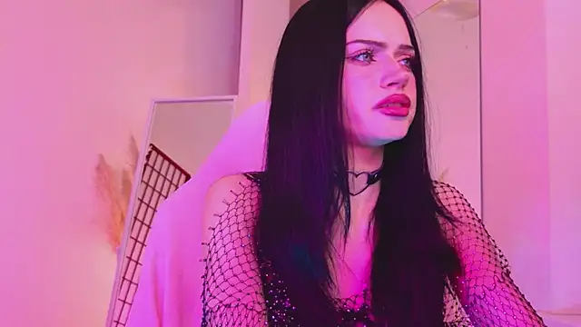 Dark Diva online show from 28, 5, 2026