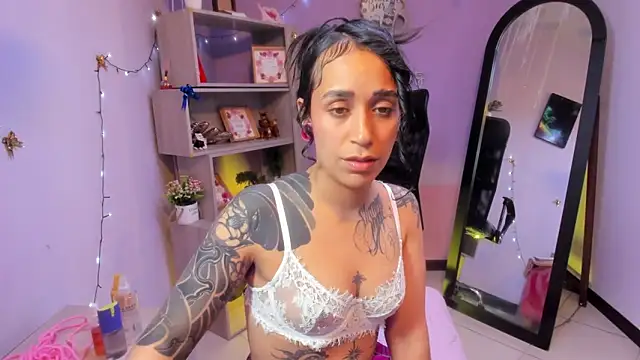 StaceyLeee online show from 2, 2, 2026