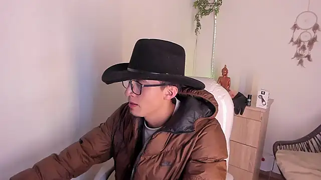 Aroon smith  online show from 17, 1, 2026