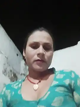 Snapshot of Cuty_priti chatting on 4, 7, 2026 Cuty priti online show from 4, 7, 2026