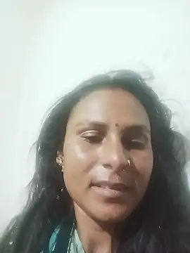 Snapshot of Cuty_priti chatting on 3, 8, 2026 Cuty priti online show from 3, 8, 2026