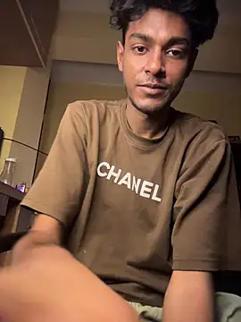 Snapshot of tooexpensive chatting on 7, 5, 2026 tooexpensive online show from 7, 5, 2026