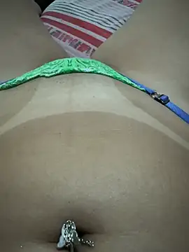 laramacedo2026 online show from 9, 4, 2026