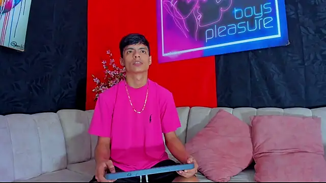 BrownieLoverss online show from 6, 1, 2026