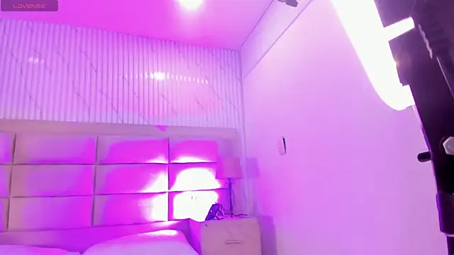 Snapshot of ManuelaEvans_ chatting on 17, 2, 2026 ManuelaEvans online show from 17, 2, 2026