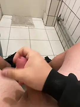 RimmingPussy24 online show from 2, 4, 2026