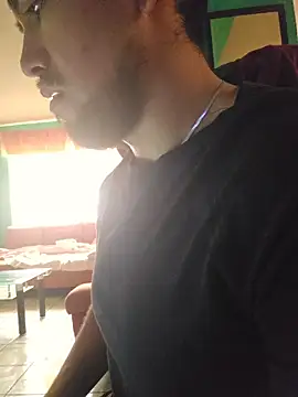 Snapshot of Aaron_hoffman chatting on 11, 6, 2026 Aaron hoffman online show from 11, 6, 2026