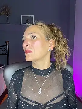 JennaMilf  online show from 13, 4, 2026