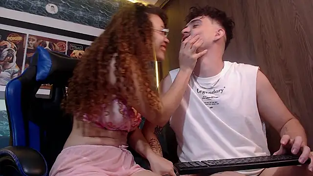 Snapshot of summer_scott chatting on 4, 2, 2026 summer scott online show from 4, 2, 2026