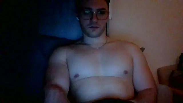 Snapshot of luke25bwc chatting on 3, 6, 2026 luke25bwc online show from 3, 6, 2026