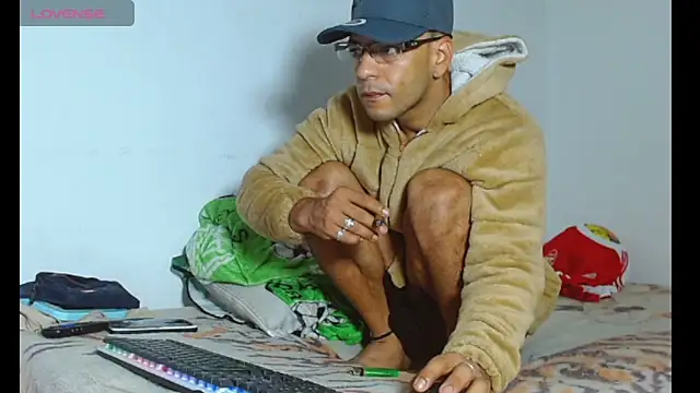 Snapshot of Alphamaster_92 chatting on 10, 5, 2026 Alphamaster 92 online show from 10, 5, 2026