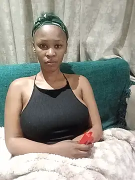 Snapshot of DesiredQueen27 chatting on 1, 7, 2026 DesiredQueen27 online show from 1, 7, 2026