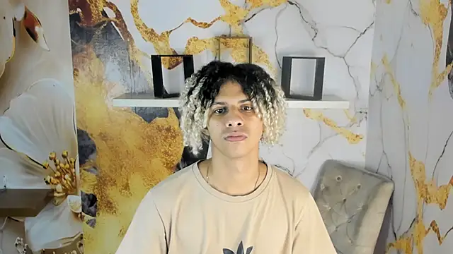 Snapshot of Victor_LatinBoy chatting on 8, 2, 2026 Victor LatinBoy online show from 8, 2, 2026