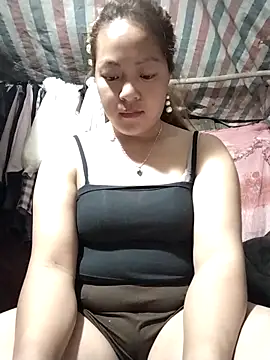 Snapshot of Lucky_cutee chatting on 7, 4, 2026 Lucky cutee online show from 7, 4, 2026