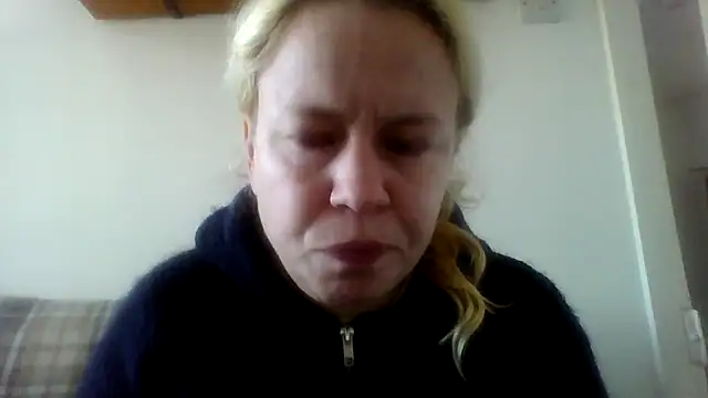 jennyblondeuk online show from 4, 3, 2026